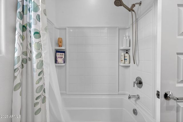 5950 N 90TH Drive, Glendale, AZ 85305