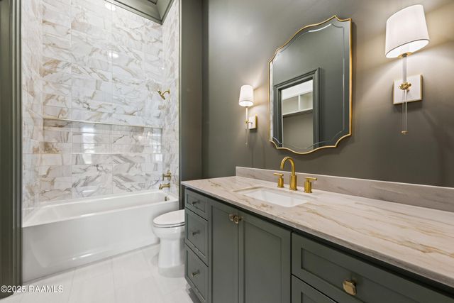 108 Trailing Oaks Drive, Youngsville, LA 70592