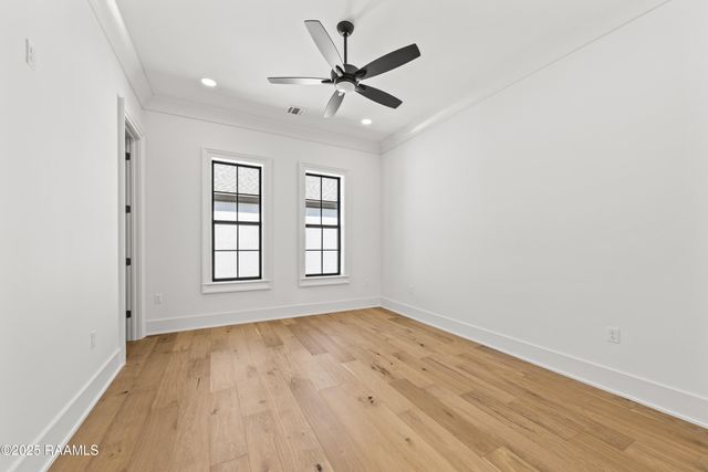 108 Trailing Oaks Drive, Youngsville, LA 70592