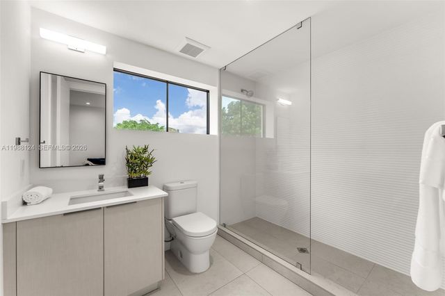 721 SW 11th Street E E, Miami, FL 33129