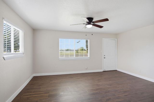 830 Montpelier Rd, Hickman, CA 95323