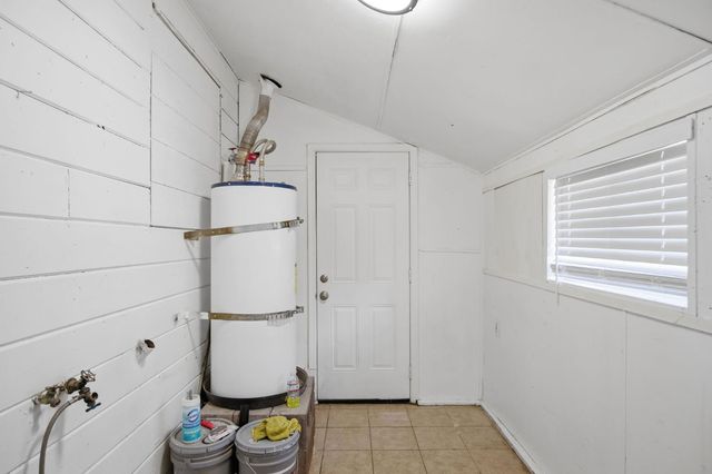 830 Montpelier Rd, Hickman, CA 95323