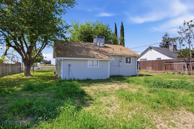 830 Montpelier Rd, Hickman, CA 95323
