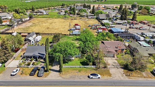 830 Montpelier Rd, Hickman, CA 95323