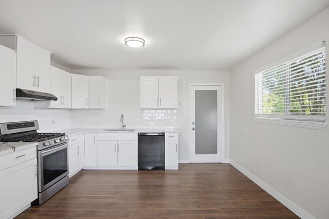 830 Montpelier Rd, Hickman, CA 95323