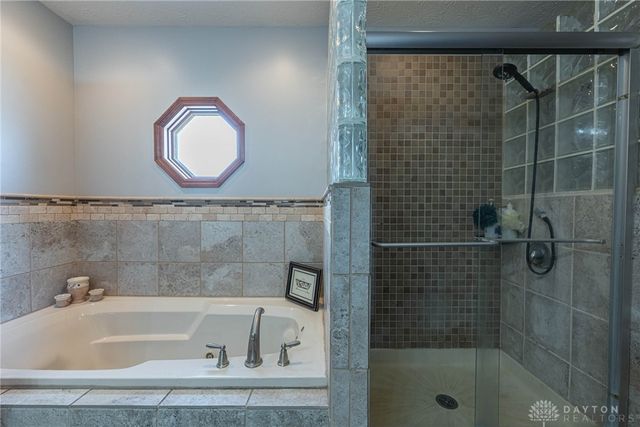 190 Nattix Court, Carlisle, OH 45005