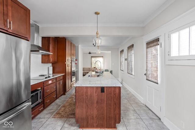 1202 N New Jersey Street, Indianapolis, IN 46202