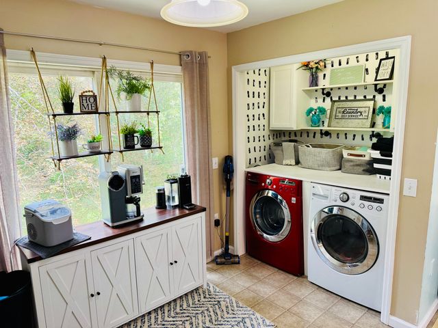 20 Memorial St, Templeton, MA 01436