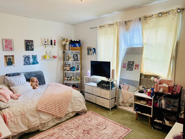 20 Memorial St, Templeton, MA 01436