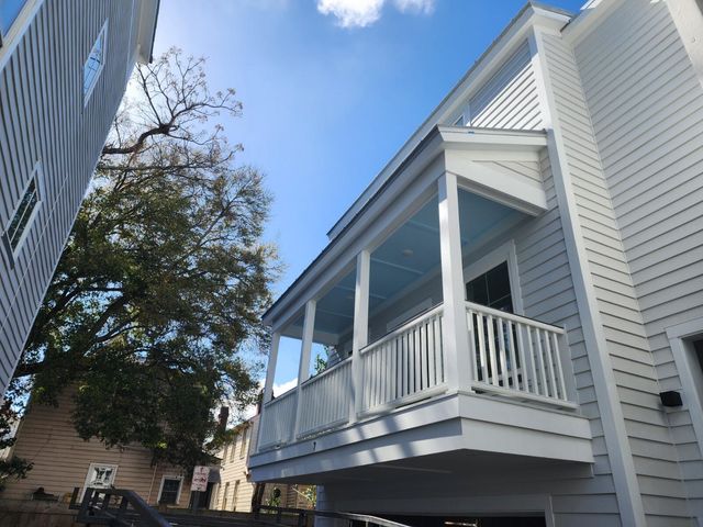 7 Iron Frg Alley, Charleston, SC 29403