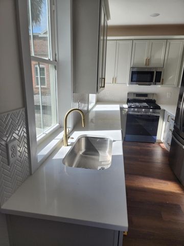 7 Iron Frg Alley, Charleston, SC 29403