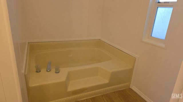 190 Par Lane, Bakersfield, CA 93308
