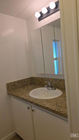 190 Par Lane, Bakersfield, CA 93308