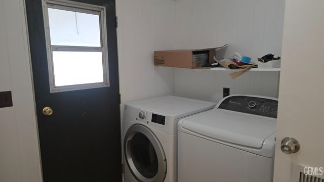 190 Par Lane, Bakersfield, CA 93308