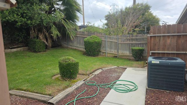 190 Par Lane, Bakersfield, CA 93308