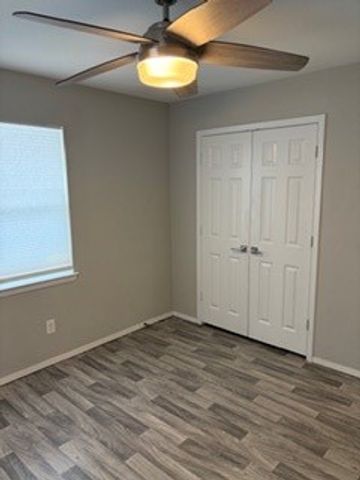 1131 Forester Drive, Dallas, TX 75216