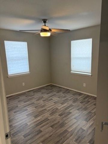 1131 Forester Drive, Dallas, TX 75216