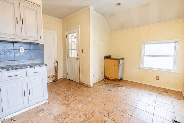 222 Central Parkway Avenue SE, Warren, OH 44483