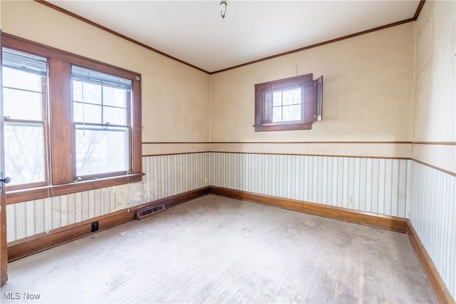 222 Central Parkway Avenue SE, Warren, OH 44483