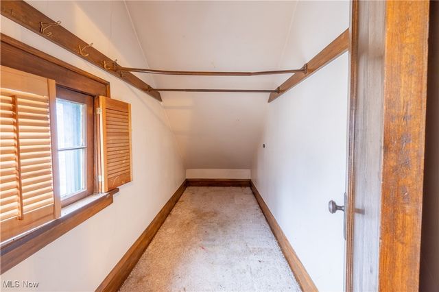 222 Central Parkway Avenue SE, Warren, OH 44483