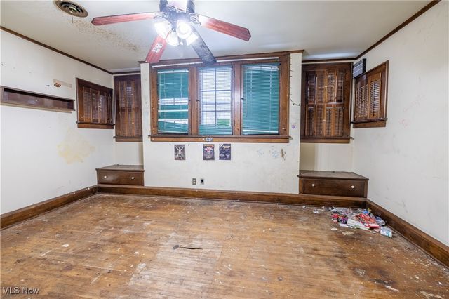 222 Central Parkway Avenue SE, Warren, OH 44483