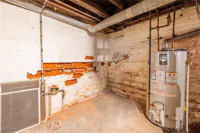 222 Central Parkway Avenue SE, Warren, OH 44483