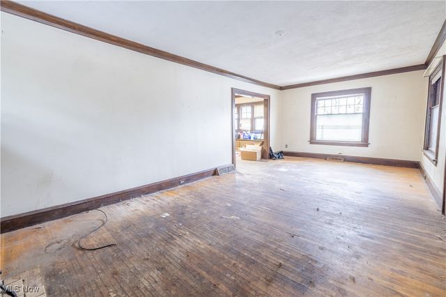 222 Central Parkway Avenue SE, Warren, OH 44483