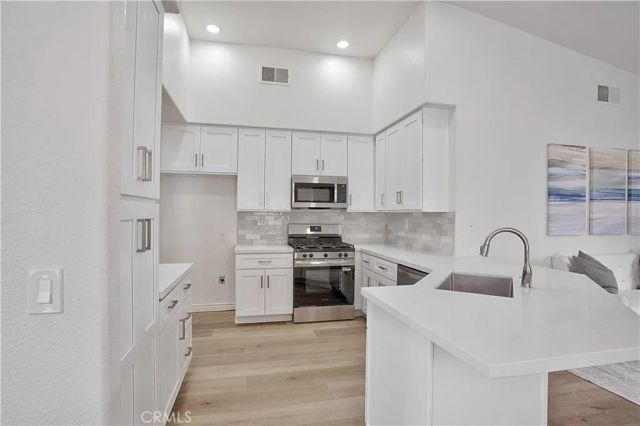 27105 Hemingway Court, Menifee, CA 92584