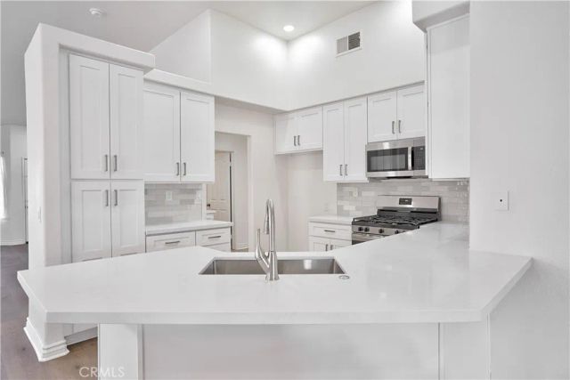 27105 Hemingway Court, Menifee, CA 92584