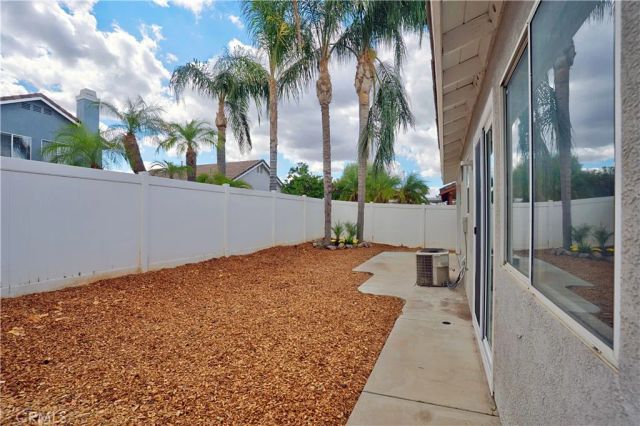 27105 Hemingway Court, Menifee, CA 92584