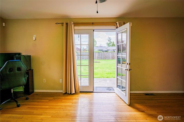 10001 Beth Court SE, Yelm, WA 98597