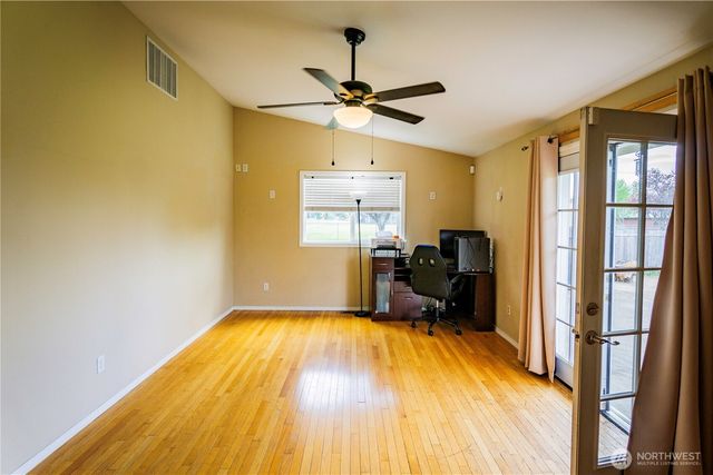 10001 Beth Court SE, Yelm, WA 98597