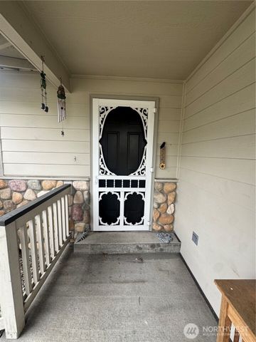 10001 Beth Court SE, Yelm, WA 98597