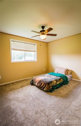 10001 Beth Court SE, Yelm, WA 98597