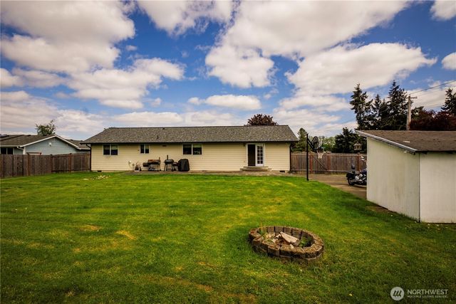 10001 Beth Court SE, Yelm, WA 98597