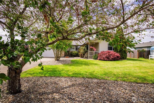 10001 Beth Court SE, Yelm, WA 98597