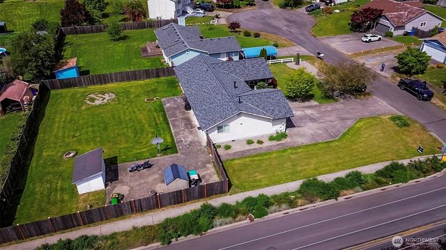 10001 Beth Court SE, Yelm, WA 98597
