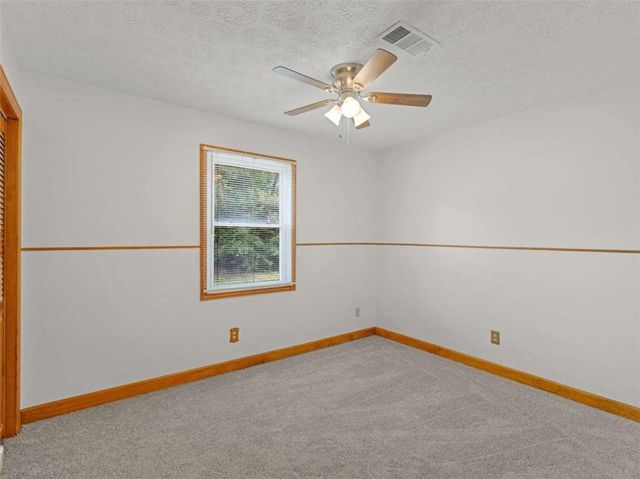 10 Glenn Burnie Drive, Stockbridge, GA 30281