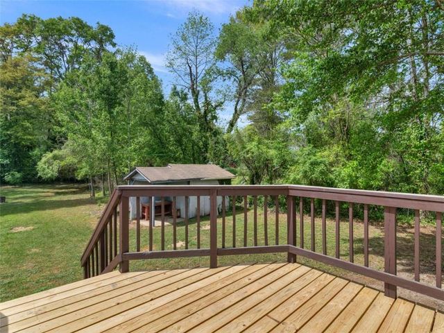 10 Glenn Burnie Drive, Stockbridge, GA 30281