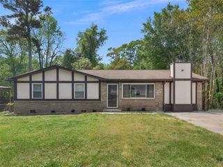 10 Glenn Burnie Drive, Stockbridge, GA 30281