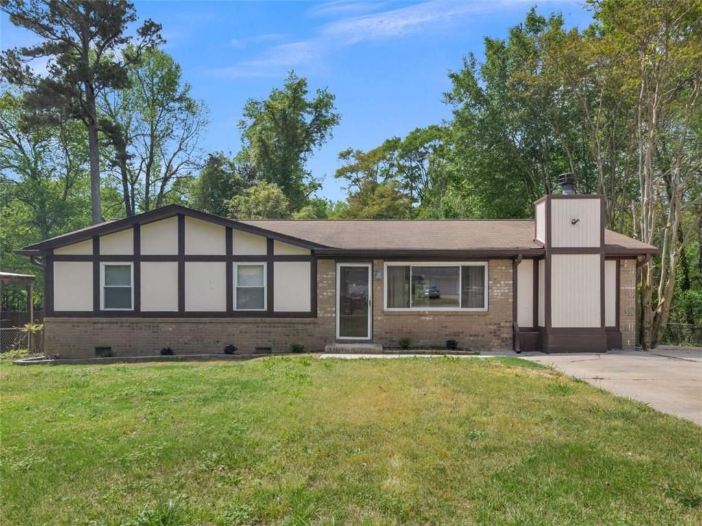 10 Glenn Burnie Drive, Stockbridge, GA 30281