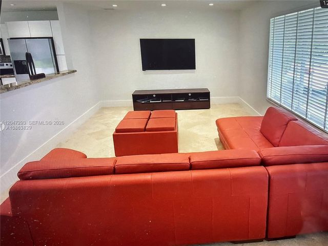 10900 SW 107th Avenue, Miami, FL 33176