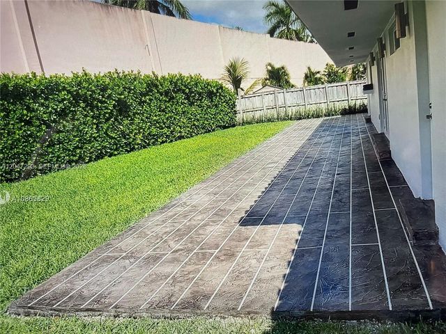 10900 SW 107th Avenue, Miami, FL 33176
