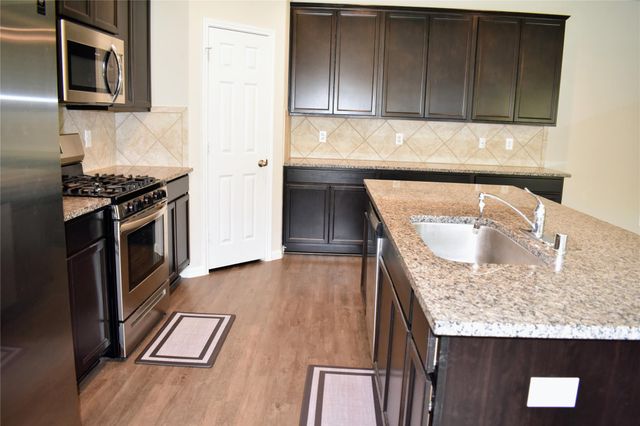 3622 Vista Pointe Drive, Pasadena, TX 77504