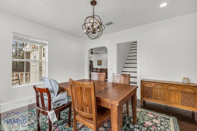 686 S 4th Street, Jesup, GA 31545