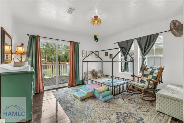 686 S 4th Street, Jesup, GA 31545