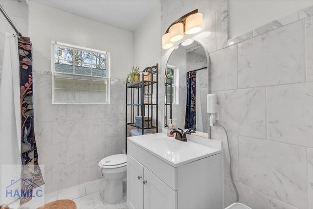 686 S 4th Street, Jesup, GA 31545