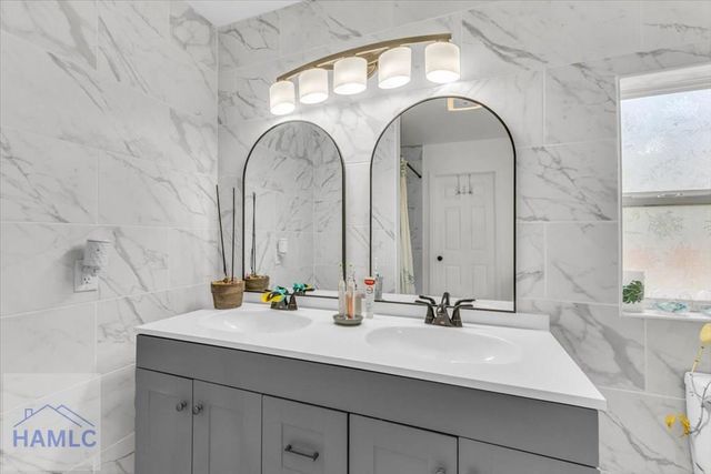 686 S 4th Street, Jesup, GA 31545