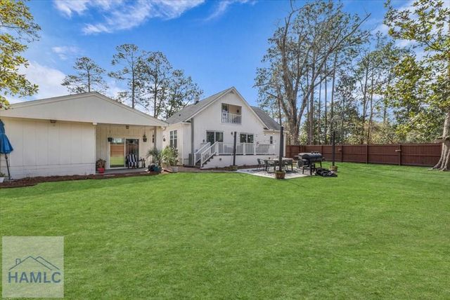 686 S 4th Street, Jesup, GA 31545