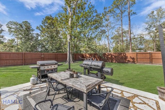 686 S 4th Street, Jesup, GA 31545